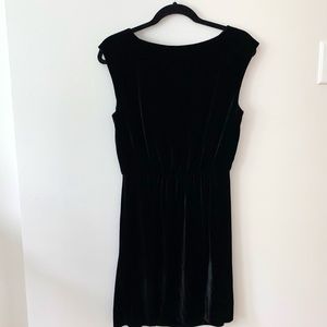 Theory Women’s Black Velvet Shift Dress